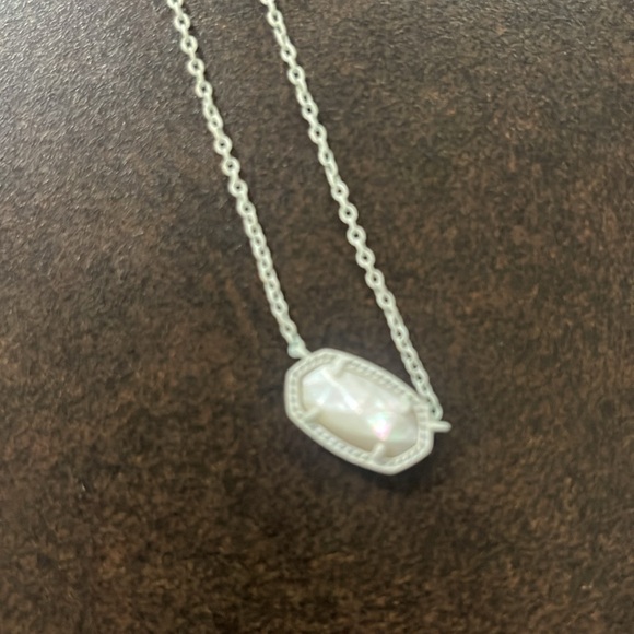 Kendra scott necklace - Picture 2 of 2